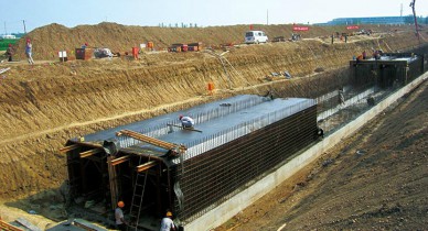 南水北調配套石津干渠滄州支線壓力箱涵土建施工