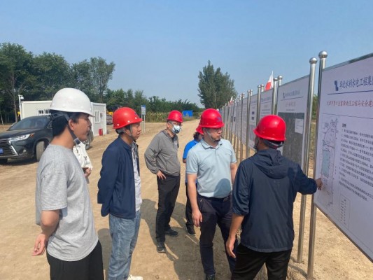 金秋送暖，情滿工地 ——深入基層開展慰問活動