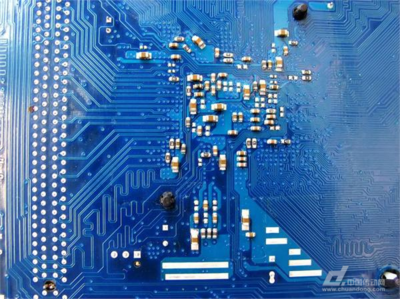 臺積電10納米芯片試產(chǎn)成功，開啟集成電路新紀元——從制程突破看產(chǎn)業(yè)發(fā)展與未來趨勢